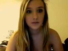 Lovely Amateur Teen Flashes Fresh Pussy On Webcam